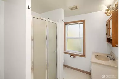 3838 38th Avenue S, Seattle, WA 98118 - Photo 16