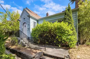 3838 38th Ave. S, Seattle, WA 98118 - Photo 2