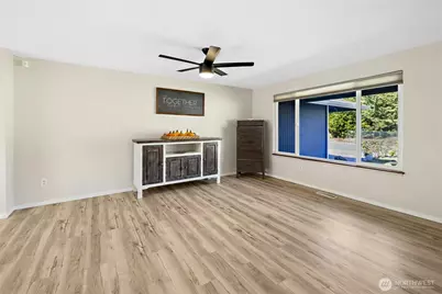 209 NE Mulberry Lane, Bremerton, WA 98311 - Photo 4