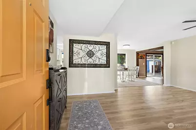 209 NE Mulberry Lane, Bremerton, WA 98311 - Photo 2