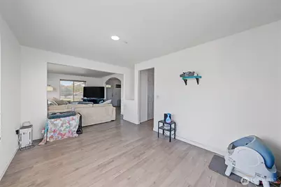 2033 Road H.2 NE, Moses Lake, WA 98837 - Photo 10