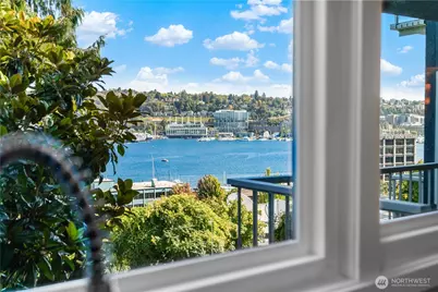 1758 Dexter Avenue N #5, Seattle, WA 98109 - Photo 26