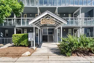 1758 Dexter Ave N, Seattle, WA 98109 - Photo 28