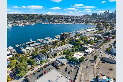 1758 Dexter Avenue N #5, Seattle, WA 98109 - Photo 32