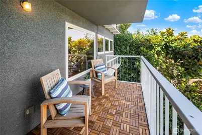1758 Dexter Avenue N #5, Seattle, WA 98109 - Photo 10