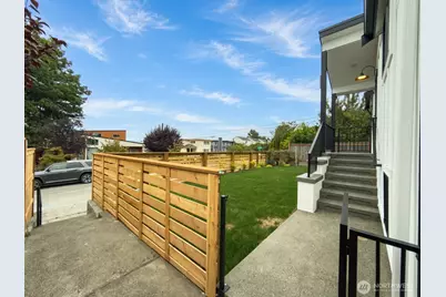 5402 20th Avenue S #1, Seattle, WA 98108 - Photo 2