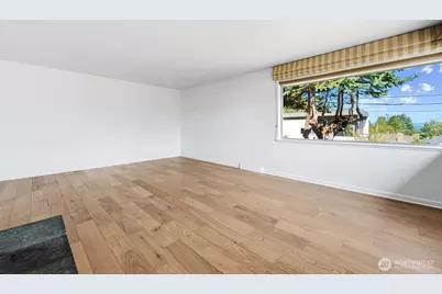 5203 56th Avenue S, Seattle, WA 98118 - Photo 8