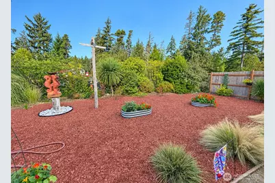 27514 V St, Ocean Park, WA 98640 - Photo 32
