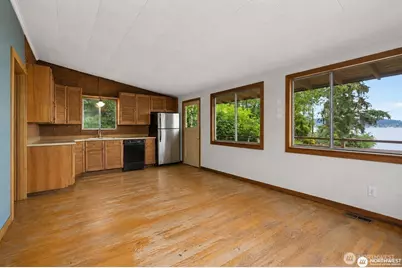 14238 41st Avenue NE, Seattle, WA 98125 - Photo 24