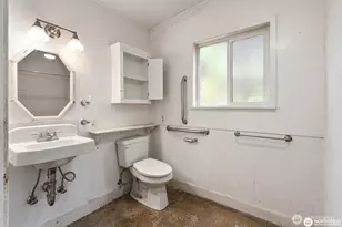 14238 41st Ave NE, Seattle, WA 98125 - Photo 28