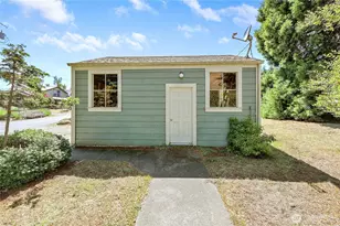 911 Tyler St, Port Townsend, WA 98368 - Photo 8