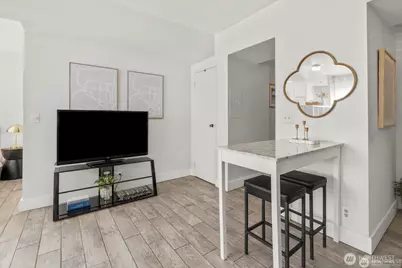 1017 Minor Avenue #206, Seattle, WA 98104 - Photo 10
