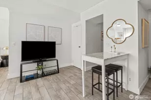 1017 Minor Ave, Seattle, WA 98104 - Photo 10