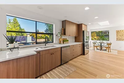 4234 NE 89th Street, Seattle, WA 98115 - Photo 6