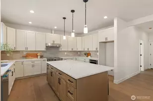 732 Bailey Ave, Snohomish, WA 98290 - Photo 14