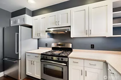 320 Washington Avenue #307, Bremerton, WA 98337 - Photo 6