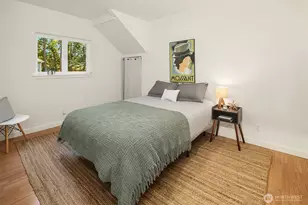 9565 NE Daniel Ct, Bainbridge Island, WA 98110 - Photo 14