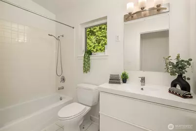 9565 NE Daniel Court, Bainbridge Island, WA 98110 - Photo 30