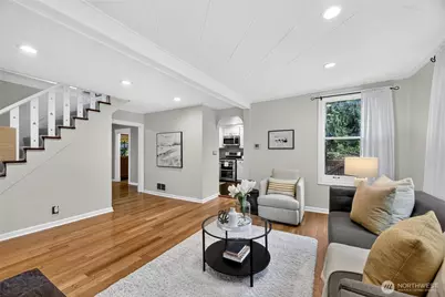 2732 NE 54th Street, Seattle, WA 98105 - Photo 4