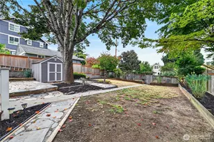 2732 NE 54th St, Seattle, WA 98105 - Photo 30