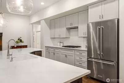 4963 162nd Place SE, Bellevue, WA 98006 - Photo 14