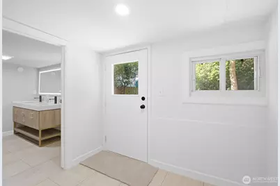 12243 16th Avenue S, Seattle, WA 98168 - Photo 18