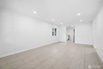 12243 16th Avenue S, Seattle, WA 98168 - Photo 4