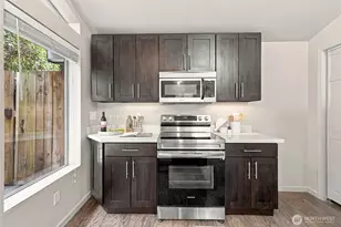 3860 NE 41st St, Seattle, WA 98105 - Photo 28