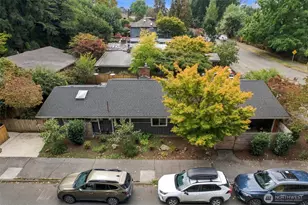 3860 NE 41st St, Seattle, WA 98105 - Photo 38