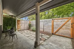 3860 NE 41st St, Seattle, WA 98105 - Photo 36