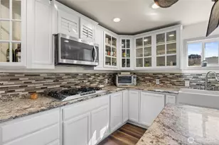 1616 12th St, Anacortes, WA 98221 - Photo 6