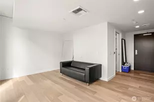 450 South Main St, Seattle, WA 98104 - Photo 12