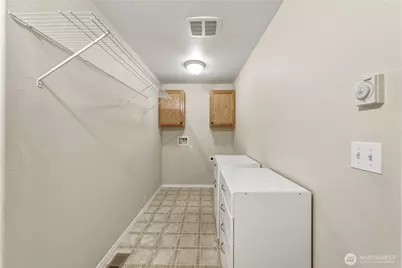 243 NW Schnabel Ln, College Place, WA 99324 - Photo 14