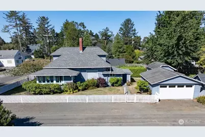 4002 K Place, Seaview, WA 98644 - Photo 2
