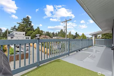 13204 12th Avenue SW, Burien, WA 98146 - Photo 4