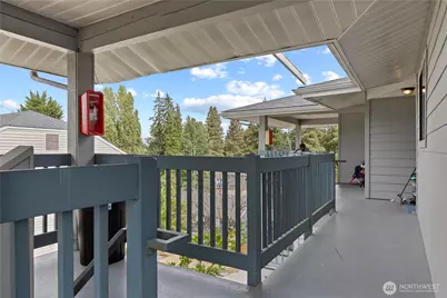 13204 12th Avenue SW, Burien, WA 98146 - Photo 2
