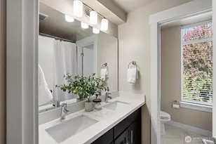 414 NE 73rd St, Seattle, WA 98115 - Photo 22
