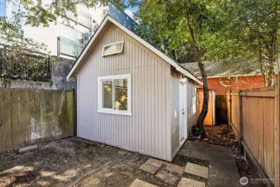 6558 16th Avenue NW, Seattle, WA 98117 - Photo 26