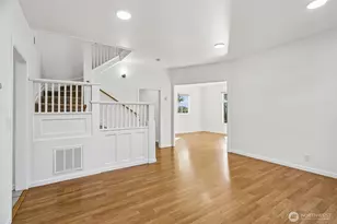 6558 16th Ave NW, Seattle, WA 98117 - Photo 8