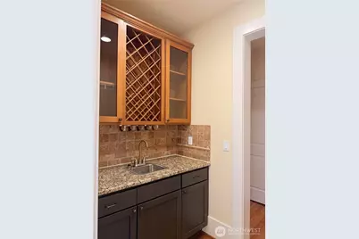 1601 Lyons Avenue NE, Renton, WA 98059 - Photo 8
