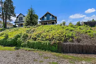 716 First Street W, South Bend, WA 98586 - Photo 4