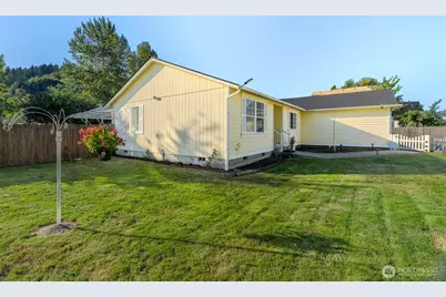 559 Algona Boulevard N, Algona, WA 98001 - Photo 4