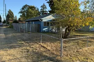4802 S American Lake Blvd, Tacoma, WA 98409 - Photo 8