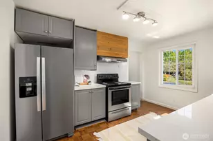 1303 NW 80th St, Seattle, WA 98117 - Photo 6