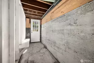 1303 NW 80th St, Seattle, WA 98117 - Photo 20