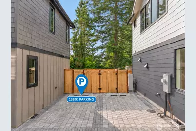 13807 84th Lane NE, Kirkland, WA 98034 - Photo 4
