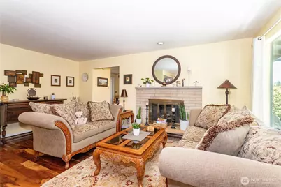 3012 100th Drive SE, Lake Stevens, WA 98258 - Photo 4