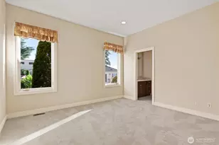 6049 NE 135th St, Kirkland, WA 98034 - Photo 18