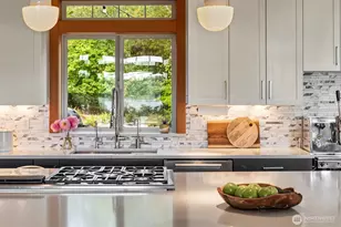 4397 Point White Dr NE, Bainbridge Island, WA 98110 - Photo 16