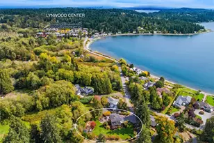 4397 Point White Dr NE, Bainbridge Island, WA 98110 - Photo 40
